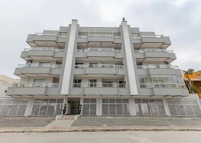Excelente Apartamento A 240M Da Praia De Bombas Bombinhas